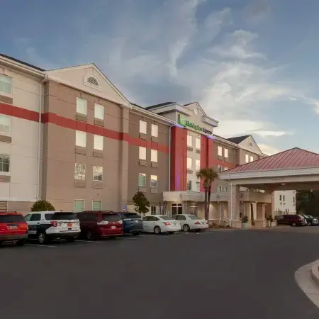 Holiday Inn Express MYRTLE BEACH-BROADWAY@THE BCH by IHG