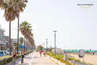 Palm Beach House - Sea and Beach View - 3-Star