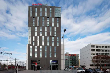 IntercityHotel Mannheim Отели рядом с достопримечательностью «Wasseerturm»