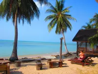 First Villa Beach Resort Hotels in Koh Phangan