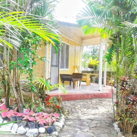 Pabua's Cottages