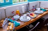 Pousada Vila Suiça - Monte Verde - servizio colazione