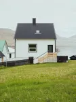Serenity by the Sea | 3-Br House | Sea View Hotels in 