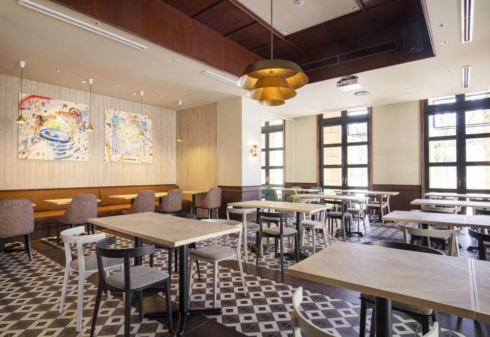 1. 더 베이직스 후..