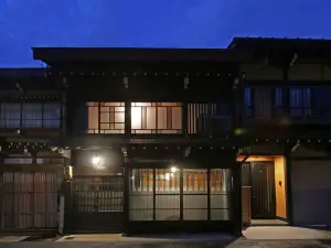 飛騨伊織住宿