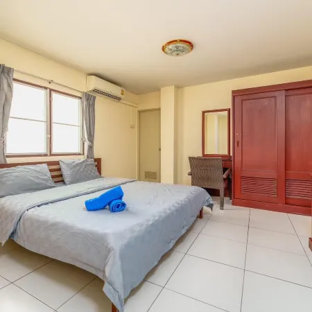 Poon Sook Apartment