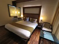 Hotel Dwaraka Residency Hotels near Gazala Masjid