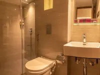 City Stay Hotels near Gilbert Hill