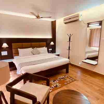 Le Shiv Executive Suite Rooms