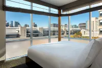 Element Boston Seaport District Hotels in Boston