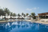 Hotel NYX Cancun - Pools