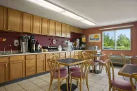 Days Inn by Wyndham Hinckley Hotels in Hinckley