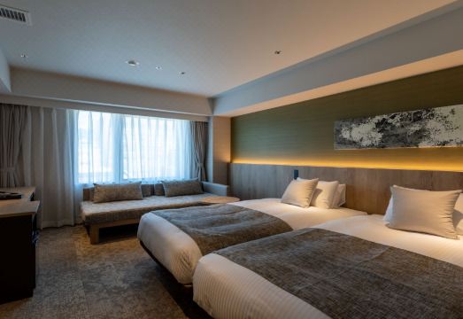 이로하 그랜드 호텔 킨테츠나라에키마에 로비