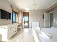 Karyo Villa,- 4Bd, 3Min on Foot from the Beach! Hotels in Lappei