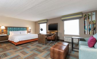 Hampton Inn & Suites Fort Myers-Colonial Blvd.