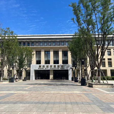 Starway Hotel (Kaifeng Weishi People's Square)
