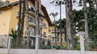 Locar-in Gramado Residencial Casa de Pedra Hotels in 