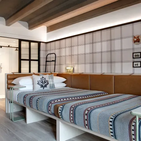 Moxy Banff