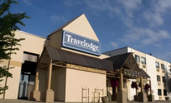 Travelodge by Wyndham Edmonton South