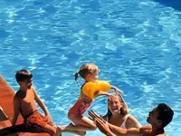 Apple Tree Inn - Rooftop Pools