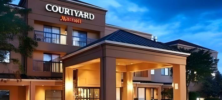 Courtyard Chicago Bloomingdale Hotels in DuPage County