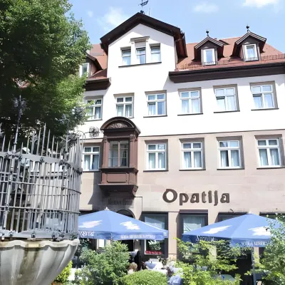 Hotel Hauser Boutique Отели рядом с достопримечательностью «Площадь Хауптмаркт»