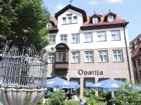 Hotel Hauser Boutique Hotels near Albrecht Dürer's House