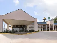 Days Inn by Wyndham Hernando Hotels in Nesbit