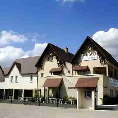 Logis Hôtel les Nymphéas Hotel Exterior