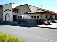 トレールズ エンド モーテル シェリダン シェリダンのホテル