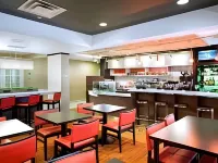 Courtyard Chesapeake Greenbrier - Bữa sáng