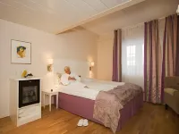 Bårdshaug Herregård