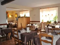 Logis Hôtel Restaurant les Cévennes Các khách sạn ở Langogne