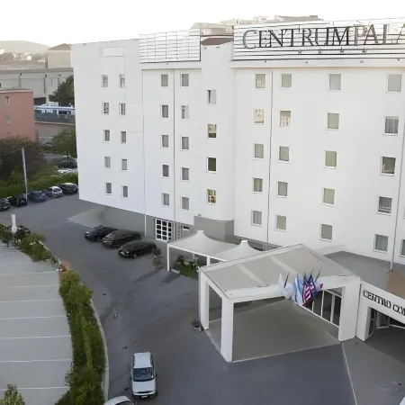Centrum Palace Hotel & Resorts