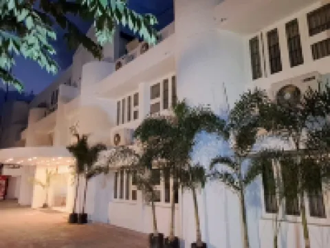 Senthil Residency Hotels in Dindigul