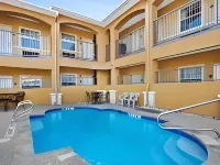 Motel 6 Alvarado, TX
