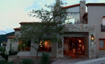 Kkala Boutique Hotel