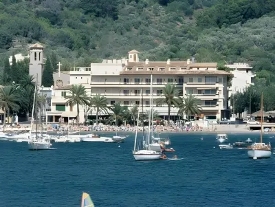 Fergus Style Soller Beach