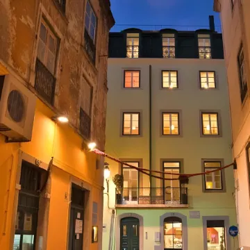 Lisbon Colours Bairro Alto Apartments