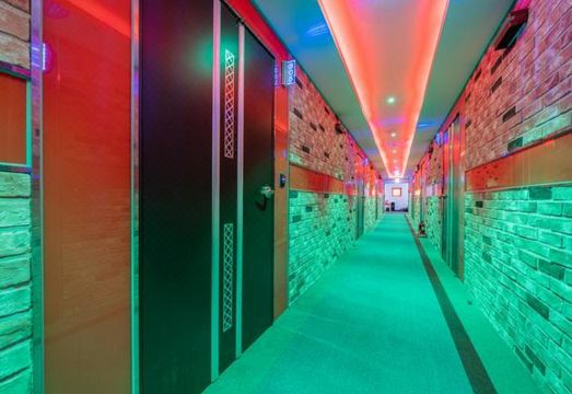 샤인모텔 안마의자