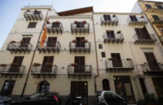 La Serenissima Hotel Hotels near Porta Felice