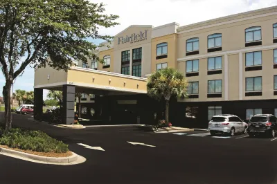Fairfield Inn & Suites Charleston Airport/Convention Center Hotels in North Charleston