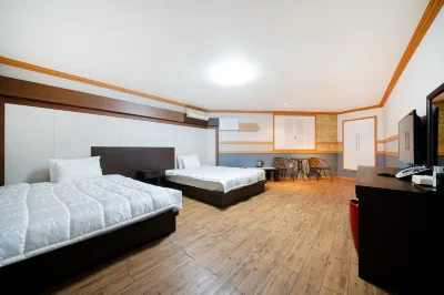 Haenam Woosuyoung Hotel Các khách sạn gần Jindo Mysterious Sea Route