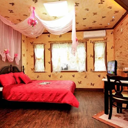 Jecheon The John Pension Отели рядом с достопримечательностью «Храм Токчуса»