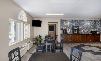 Super 8 by Wyndham Lake Charles/Sulphur