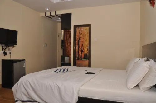 Shree Ganesh Beach Resort Отели в г. Дивеагар