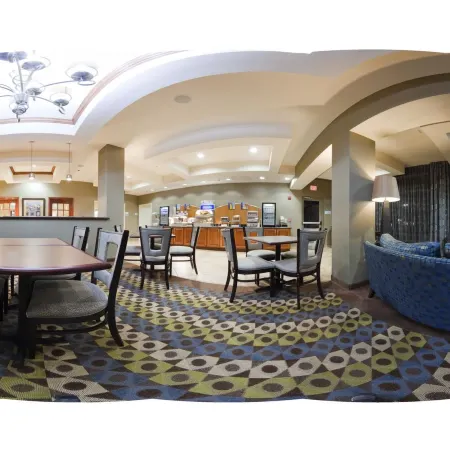 Holiday Inn Express & Suites Searcy by IHG