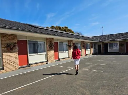 Country Lodge Motor Inn