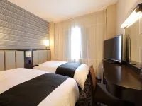 APA Hotel Takaoka-Marunouchi Hotels near Shin-Takaoka Station
