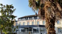 Logis Au Grand Hotel et Son Restaurant Hotels in Mayenne